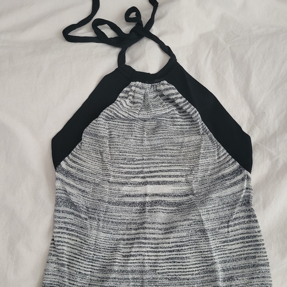 BEBE halter top - Picture 2 of 5